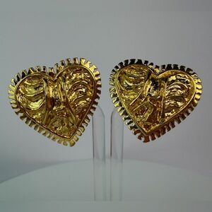 ST. John heart vintage earrings